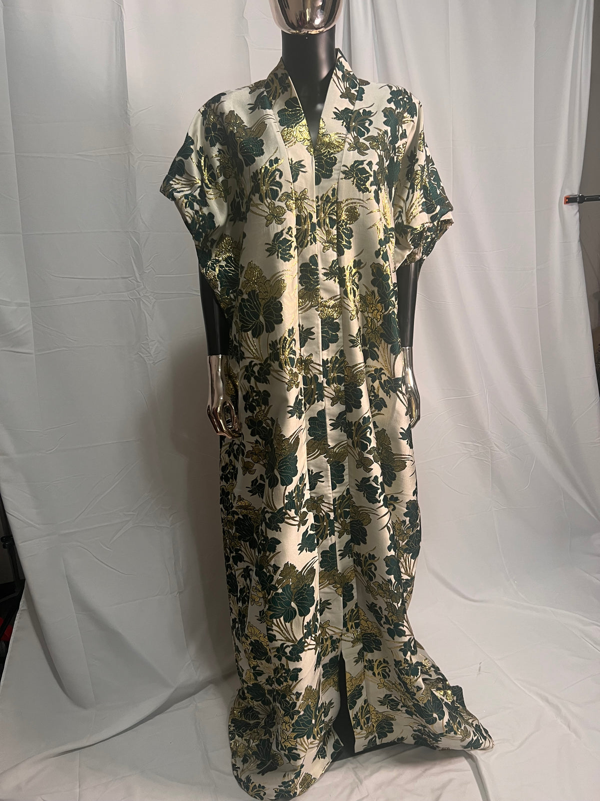 Rich Aunt gown ￼
