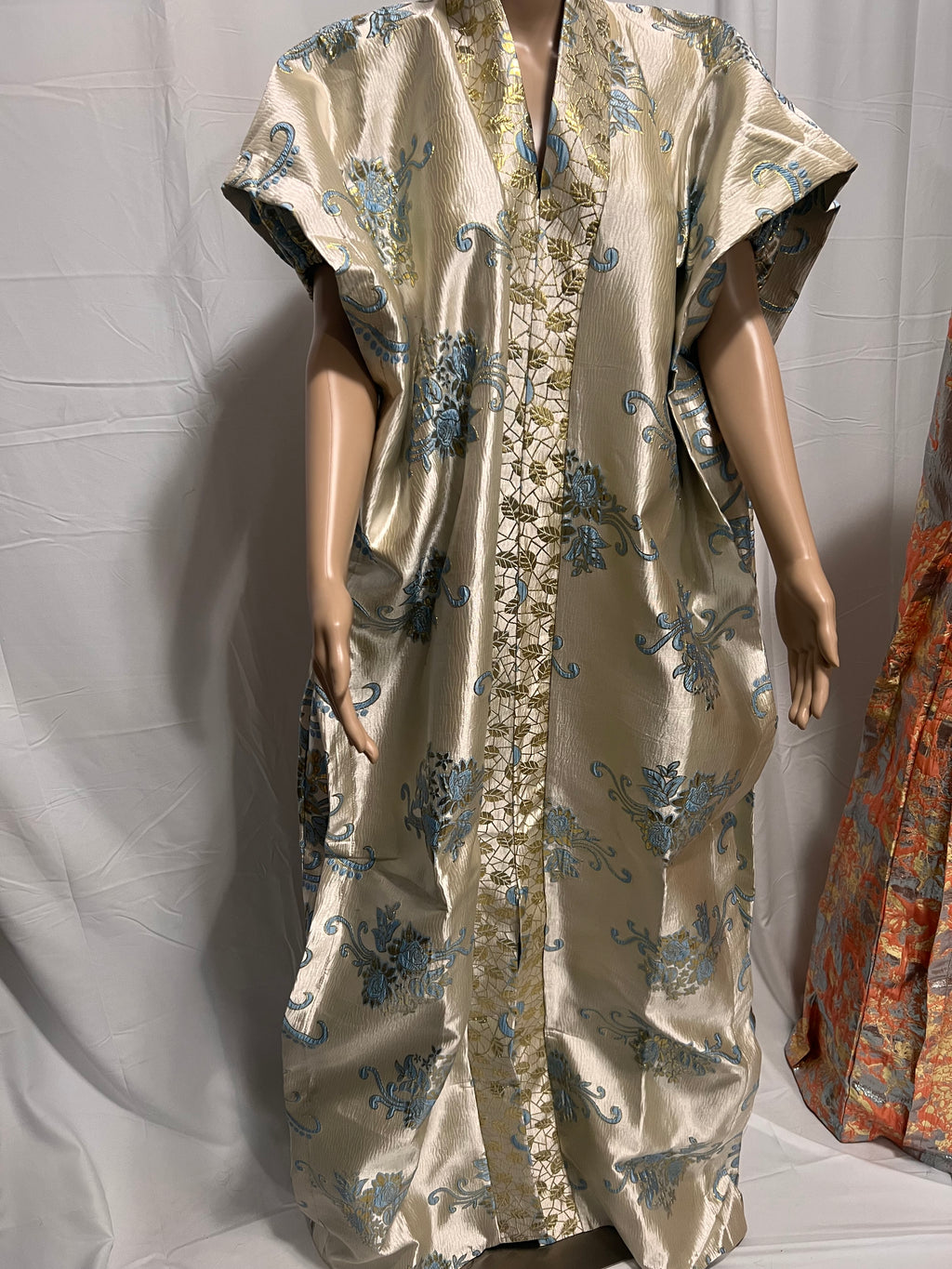 Rich Aunt gown ￼